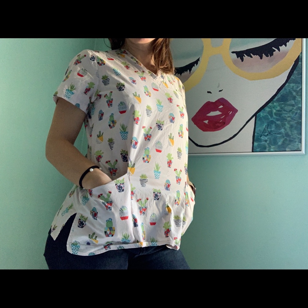 Cactus scrub top - Picture 2 of 2